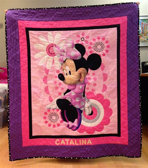 Pin By Karen Brown On Quilting Minnie Mouse Minnie Mickey Mouse Blanket