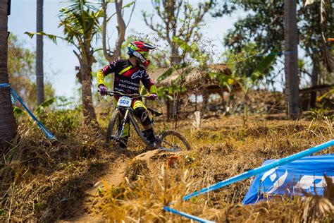 Fabien Cousinie Asia Pacific Dh Challenge Race Report Seeding Action From The Asia Pacific