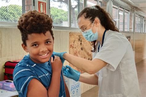 La Regió Sanitària De Girona Comença La Vacunació Contra El Virus Del
