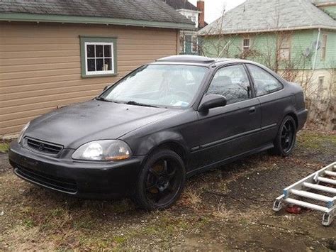 Sell Used 1998 Honda Civic Ex Coupe 2 Door 16l In Jamestown New York