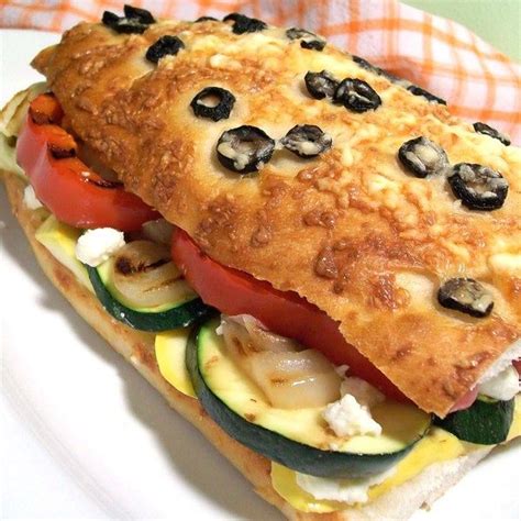 California Grilled Veggie Sandwich Recipe Recipes Veggie Sandwich