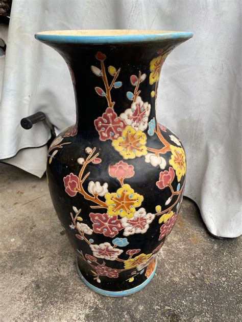 Pasu Ukiran Bunga Old Ceramic Vase Furniture And Home Living Home