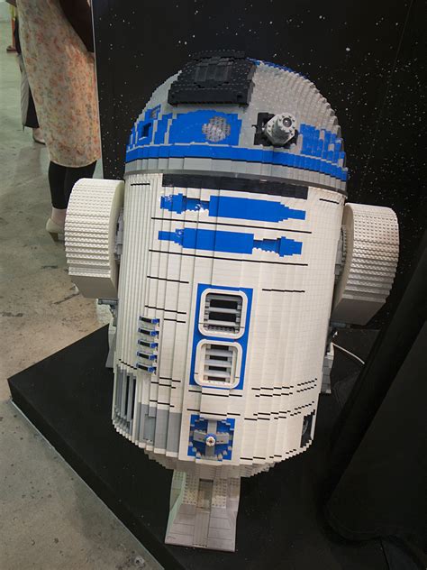 R2 D2 Made From Lego