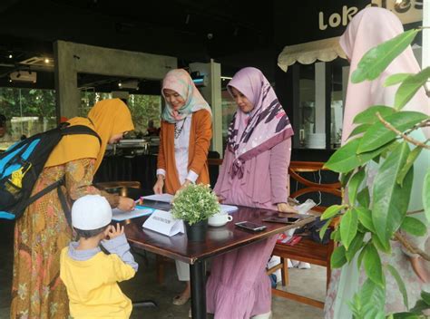 Check spelling or type a new query. Contoh Gambar Prodia Sahabat Keluarga Sehat - Barisan Contoh