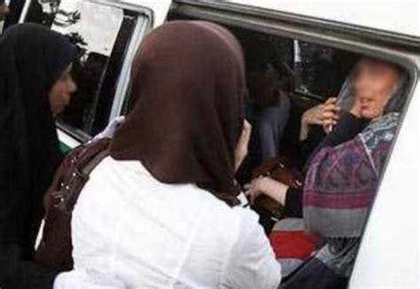 سپاه پاسداران زنان حاضر در یک دورهمی در همدان را به اتهام ترویج سبک زندگی غربی بازداشت کرد