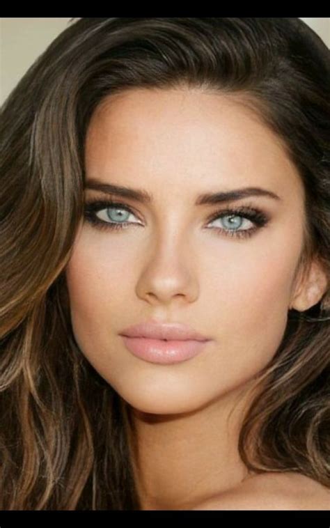 Pin By Francisco Cruz On Otro Stunning Brunette Beautiful Face Beautiful Eyes