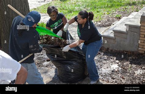 Volunteers Clean Trash From Their Neighborhood Stock Photo Alamy