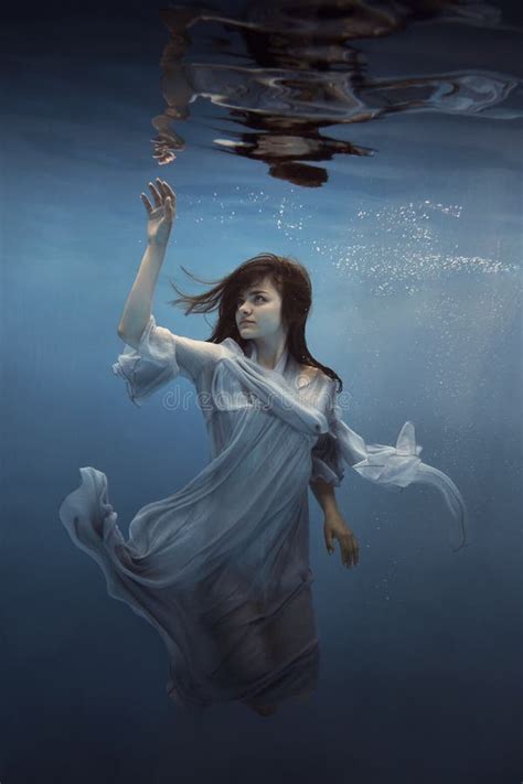 Portrait Of A Beautiful Girl Underwater Stock Image Image Of Flight