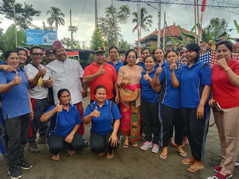 Pembukaan Kejuaraan Bola Volly Dalam Rangka Dalam Rangka Peringatan Hut Kemerdekaan Ri Ke Di