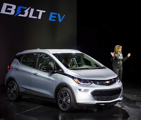 The 2017 Chevrolet Bolt Is A Good Electric Car But Also A Big Lie