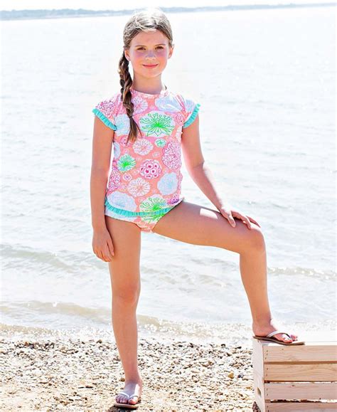 Pin By Monittie Flowers On Americus Flowers Girls Fashion Clothes