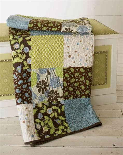 35 Free Quilt Patterns For Beginners Big Block Quilts Quilts Easy