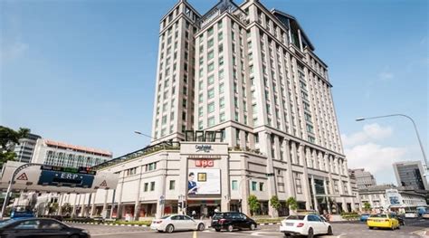 The development consists of a shopping mall, an office tower and the intercontinental singapore hotel. Keppel REIT selling Bugis Junction Towers for $547.5 mil