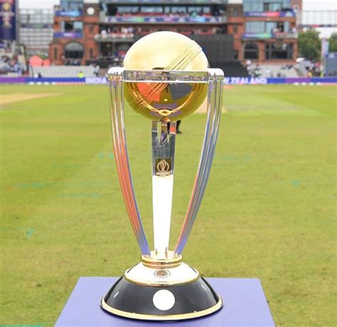 Icc World Cup Trophy Returns To British Soil For The First Time