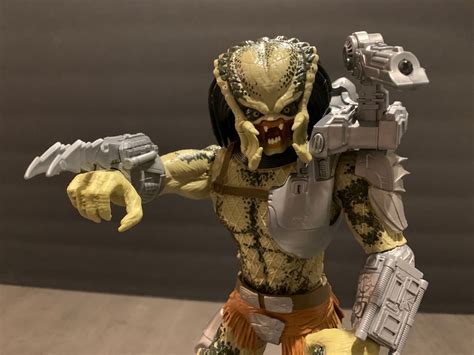 predator fans have a new 12 inch figure to get from lanard toys