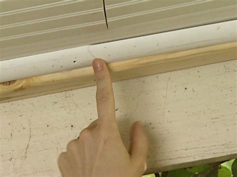 If the home craftsman has too little experience with such material, then a large number of purchased planks can simply be destroyed and sent to the scrap. How to Install a Beadboard Ceiling in a Porch | how-tos | DIY