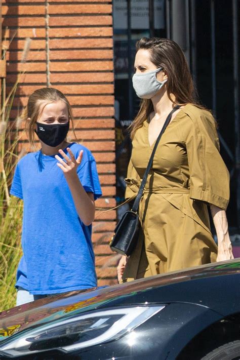 Angelina Jolie Shopping Candids With Her Daughter Vivienne In Los