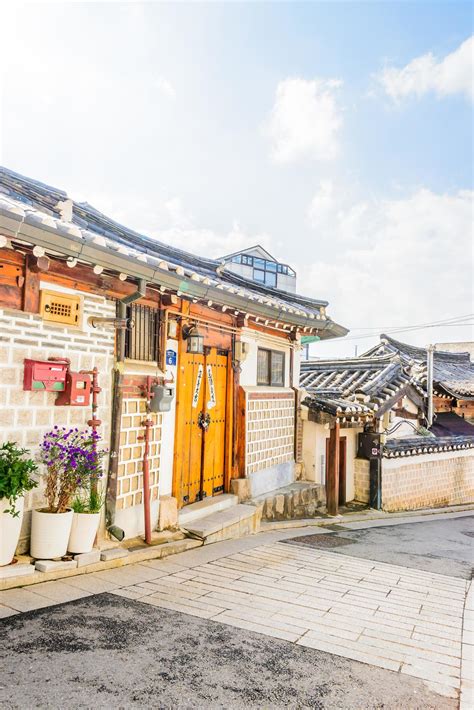 Bukchon Hanok Village En Corea 2292208 Foto De Stock En Vecteezy