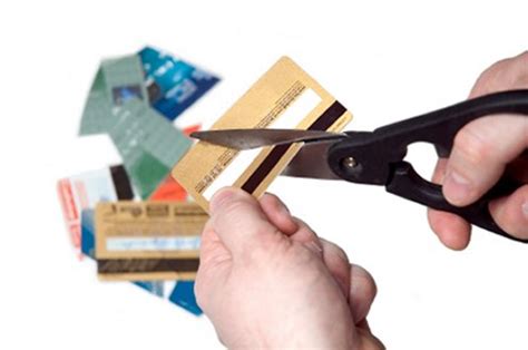 If you have a chase sapphire card, you know they're pretty much impossible to cut with a standard pair. JustAGirlWrites: Time to cut up the credit card!!