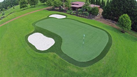Golf Course with Artificial Grass - Chattanooga, TN