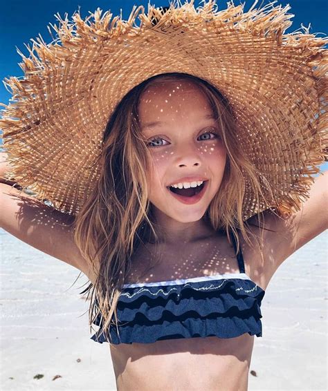 Pin By Kim Yunah On 美娃 In 2020 Little Girl Models Girls Bikinis Kids