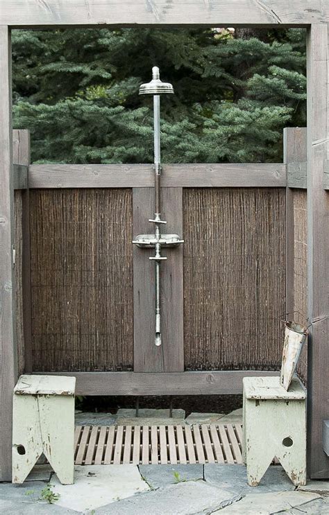 These are quite popular and you can find them installed at homes of many metal construction, uses premium 304 stainless steel for making the main body of the shower set, with cupc ceramic valve, with matte black finish. Private Idaho: A Rustic Outdoor Shower in Sun Valley ...