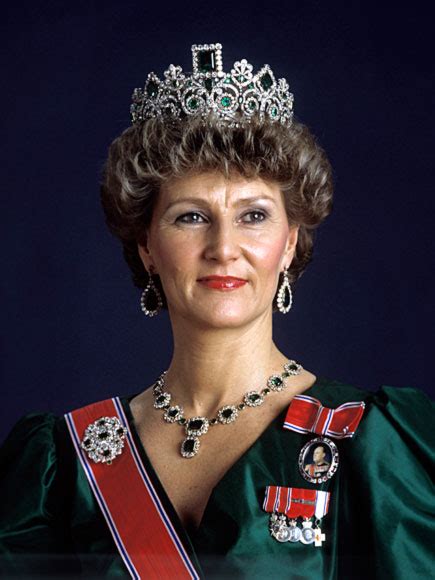 Liste over datoer for alle flaggedager. Dronning Sonja - kongehuset.no