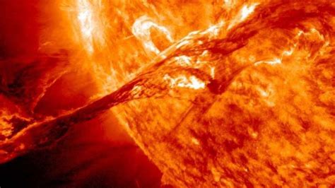 Geomagnetic Storm Warning Solar Flare May Directly Hit Earth Today