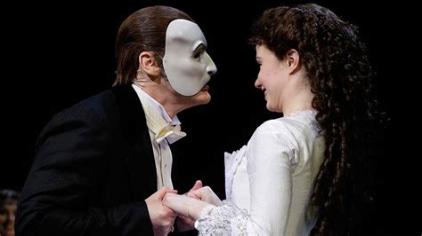 How To Stream ‘the Phantom Of The Opera 25th Anniversary Special On Youtube For Classic Fm