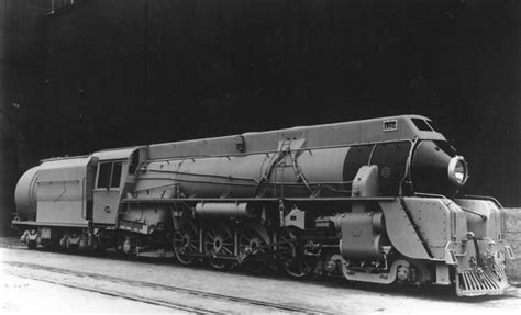 Gwr Streamlined Castle 5005 Manorbier Castle Page 2 National