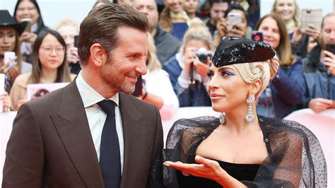 Bradley Cooper And Lady Gaga Dating 5 Moments From Shallow Live Performance Which Tell Us They