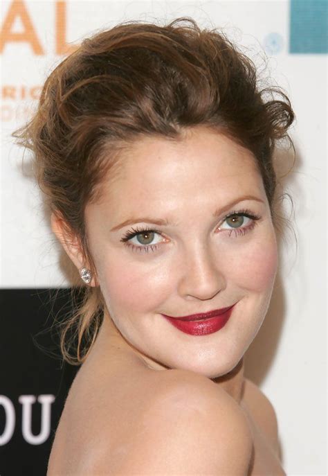 More Pics Of Drew Barrymore Red Lipstick Drew Barrymore Hair Drew