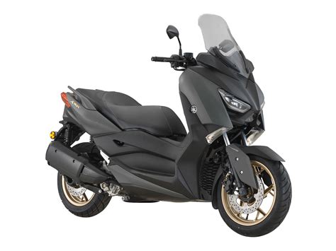 Yamaha has hiked prices for all its bs6 models. 2020-yamaha-x-max-new-colours-price-malaysia-18 ...