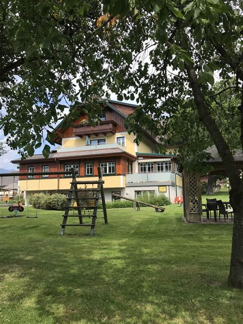Über pension am grossen garten. Für Groß und Klein - am Spielplatz im großen Garten können ...