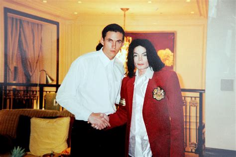 Michael jackson's personalised gift to princess diana revealed. Princess Diana: Michael Jackon was 'in love and wanted to ...
