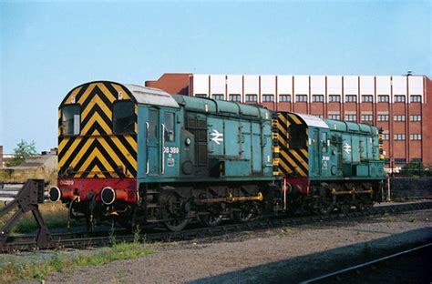 08389 08389 And 08661 Are Seen Stabled Up At Leeds Holbeck T Flickr