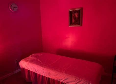 Healing Hands Massage Updated May 2024 12 Photos 20 Jackson St Freehold New Jersey