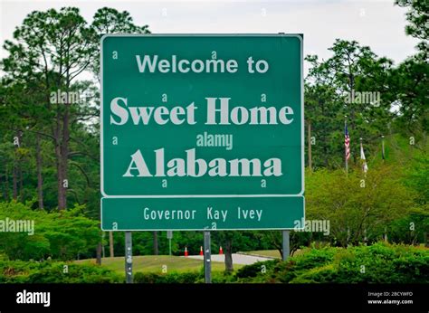 A Sign Welcomes Visitors To Alabama April 4 2020 On Interstate 10