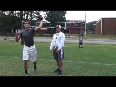 Savannah How: Spiral football throw - YouTube