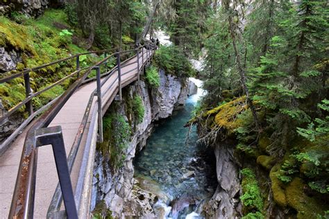 The 7 Best Hikes In Banff National Park Dang Travelers