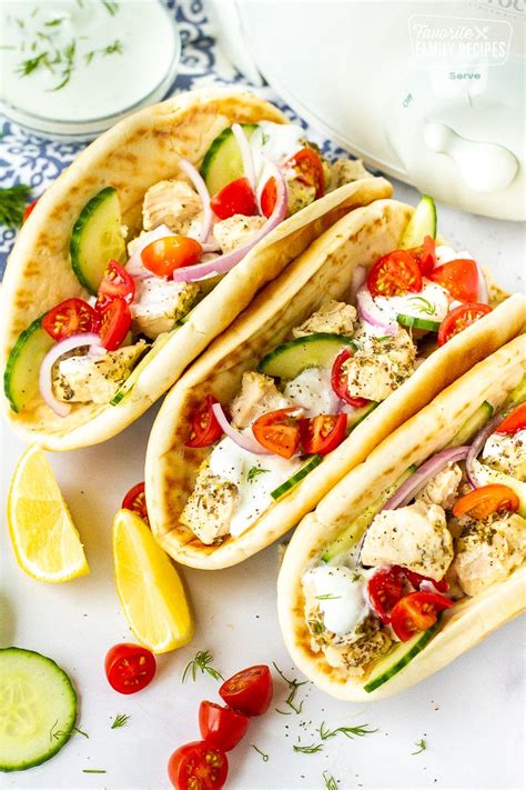 Easy Crockpot Chicken Gyros Fix It And Forget It