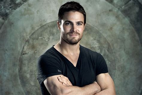 This Years Coolest Straight People In Entertainment Stephen Amell