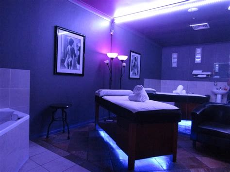 Contact Bellevue Sydneys Adult Erotic Massage Retreat The Bellevue