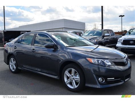 Magnetic Gray Metallic 2013 Toyota Camry Se Exterior Photo 78350925