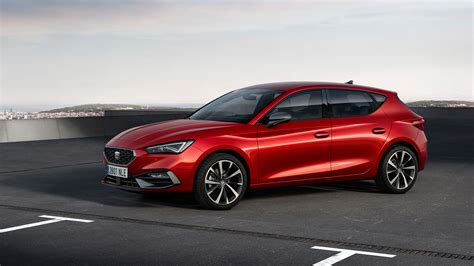 Seat leon fr 2020 sound. New 2020 SEAT Leon revealed - the Golf's Catalan cousin ...