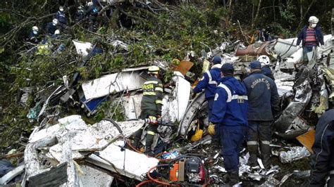 Imagenes y videos de accidentes aereos que podrian evitarse o pueden dejarnos lecciones de lo que no se debe hacer. Fotos y vídeos del accidente aéreo del Chapecoense en Colombia