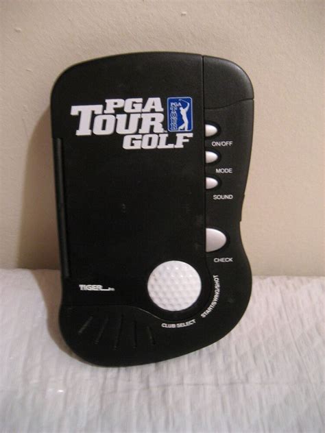 Pga Tour Golf Handheld Electronic Game By Tiger 1997 Excellent