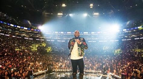 Davido Holds Sold Out Concert In O2 Arena Bizwatchnigeriang