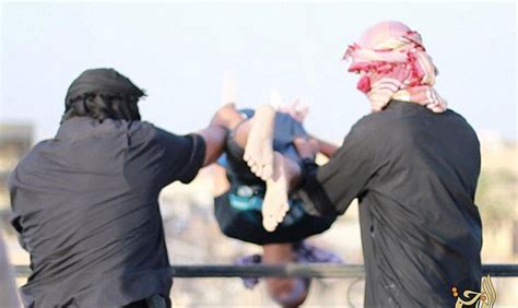 Isis Throw Gay Men From Roof Mirror Online