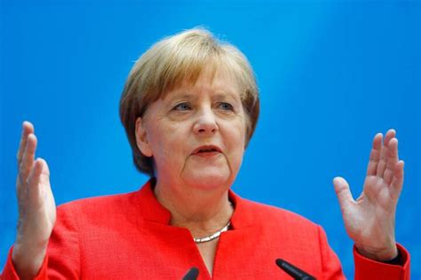Tysk Regeringskrise Udsat Merkel Accepterer Asyl Stramning Udland Dr